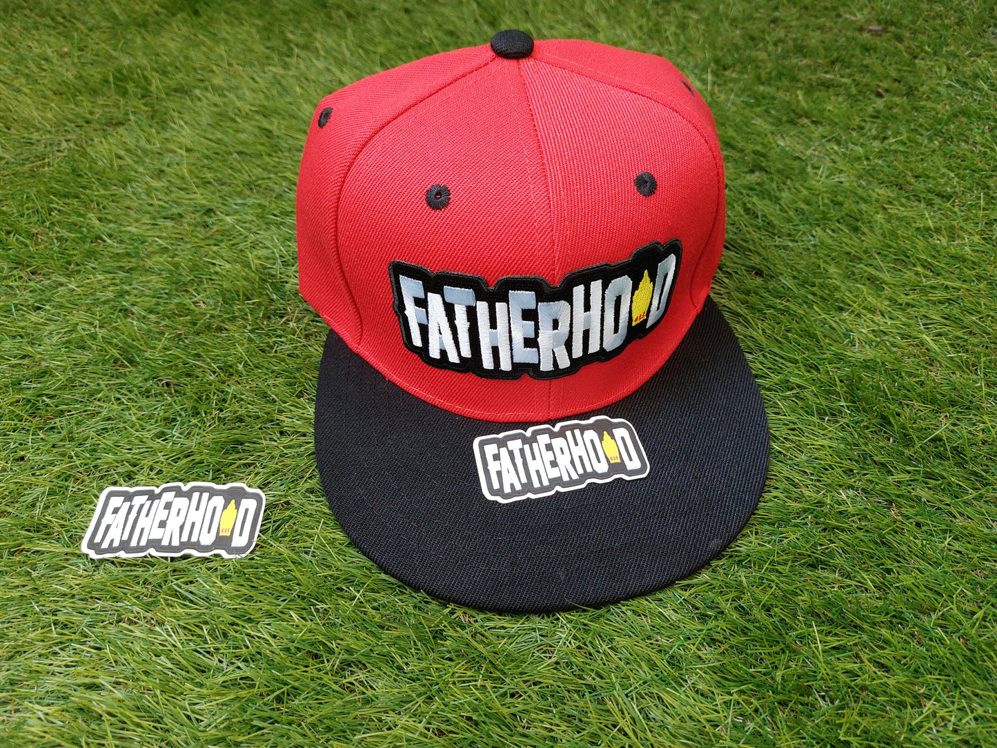 RED WITH BLACK SNAP BACK